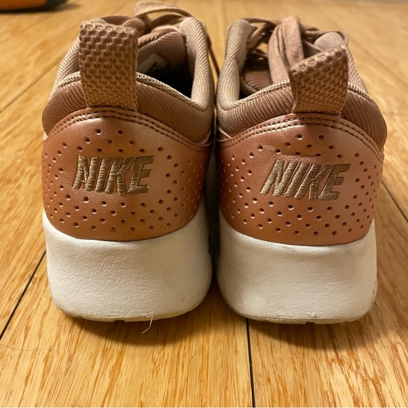 Nike W Air Max Thea in Rose Gold - Picture 9 of 15